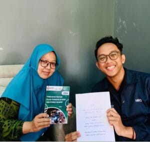UMKM Bijak, Taat Pajak! Mahasiswa KKN UNDIP Edukasi Kewajiban Perpajakan kepada UMKM dengan Pembuatan NPWP OP Secara Online