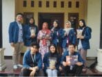 Kuatkan Ekonomi Masyarakat, Mahasiswa KKN UNDIP Beri Dukungan UMKM Basreng dan Rengginang melalui Sertifikasi Halal