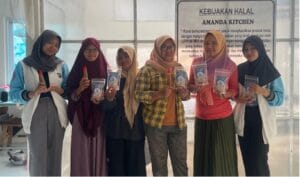 Kenalkan Sistem Zero Waste, Mahasiswa KKN Tematik Undip Ciptakan Produk Stik Tulang Ikan Bersama UMKM Gempolsewu, Kendal Kenalkan Sistem Zero Waste, Mahasiswa KKN Tematik Undip Ciptakan Produk Stik Tulang Ikan Bersama UMKM Gempolsewu, Kendal