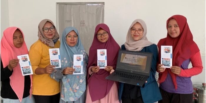 Semarak Edukatif Pentingnya Legalitas Hukum Bagi Perkembangan UMKM Desa Gempolsewu bersama Tim KKN-T UNDIP dan Dinas Perdagangan, Koperasi, dan UKM Kabupaten Kendal