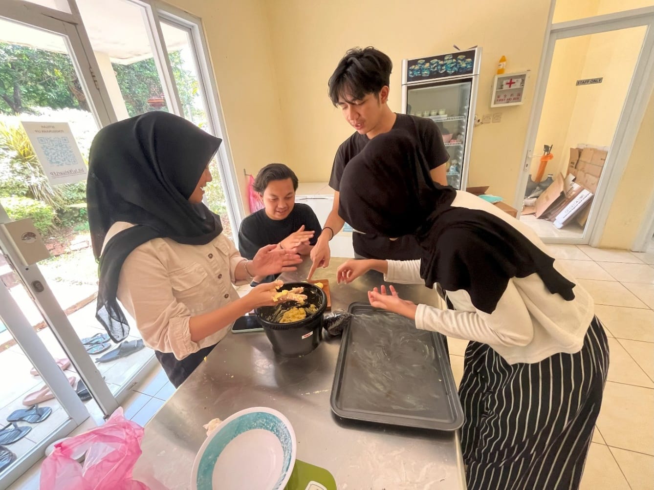 Tim KKN Tematik UNDIP Lakukan Penerapan Konsep Innopreneurship pada Mitra Koperasi Beras dengan Inovasi Tepung Beras Merah