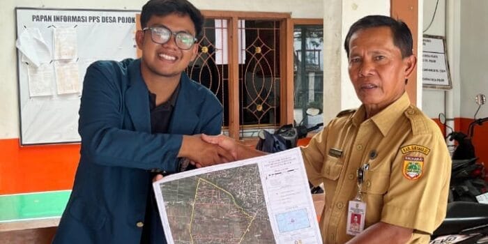 Inovasi Ramah Lingkungan, Mahasiswa KKN UNDIP Lakukan Pemetaan Rekomendasi Pemasangan Eco Paving Blok di Desa Pojok, Sukoharjo