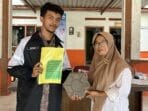 Inovatif! Menganalisis Dampak Kesehatan, Mahasiswa KKN UNDIP Lakukan Pembuatan Eco Paving Block dari Limbah Plastik