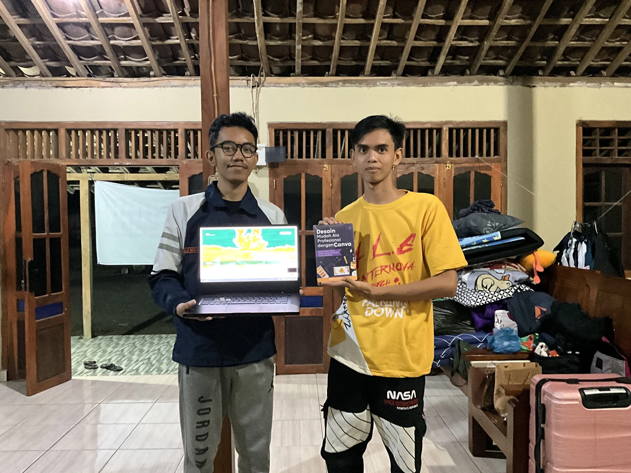 Desa Ngunggahan Go Digital, Mahasiswa KKN UNDIP Tingkatkan Citra Desa lewat Pelatihan Desain Kreatif Desa Ngunggahan Go Digital, Mahasiswa KKN UNDIP Tingkatkan Citra Desa lewat Pelatihan Desain Kreatif