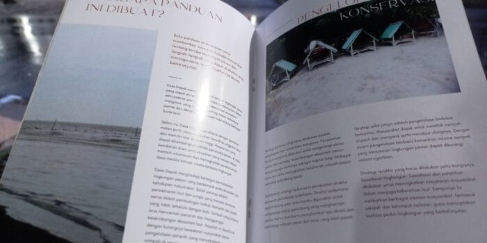 Bantu Masyarakat Menjaga Ekosistem Pantai, Mahasiswa KKN Undip Keluarkan Buku Panduan Lingkungan Pesisir 
