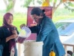 Efisiensi Logistik, Mahasiswa KKN Undip Dukung Produksi Pupuk Organik dari Limbah Kambing