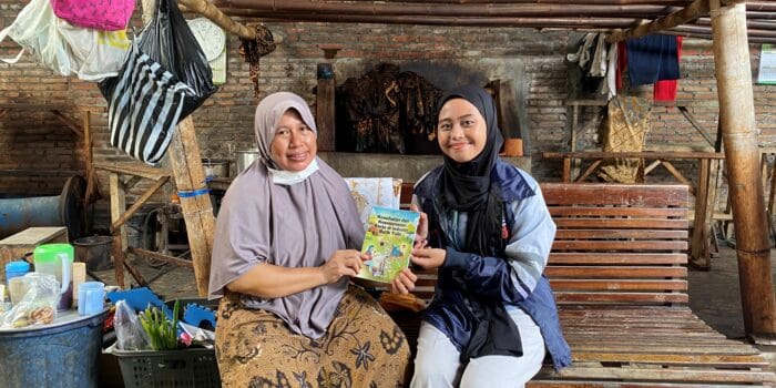 Tingkatkan Keselamatan dan Kesehatan Kerja, Mahasiswa KKN UNDIP Lakukan Pendampingan dan Pengarahan K3 bagi Pelaku UMKM Batik Tulis di Desa Godog