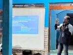 Inovatif! Mahasiswa KKN Undip Kenalkan Solusi Hemat Energi dengan Pemanfaatan Baterai untuk Cadangan Listrik Rumah Tangga di Desa Godog