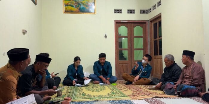 Selamatkan Generasi Muda, Mahasiswa KKN UNDIP Edukasi Masyarakat Desa Joton tentang Bahaya Judi Online