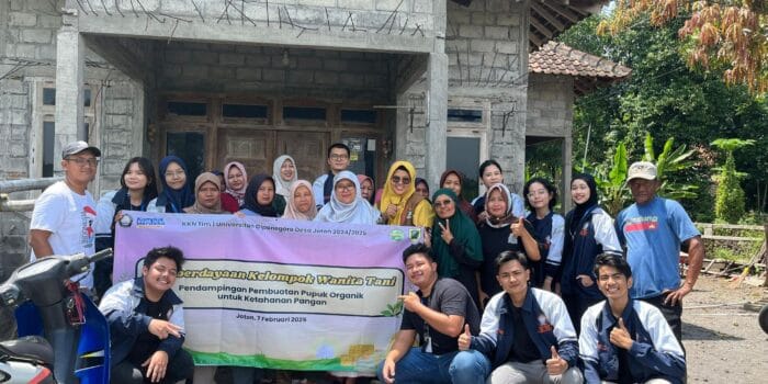 Berdayakan Kelompok Wanita Tani, Mahasiswa KKN UNDIP Lakukan Pendampingan Pembuatan Pupuk Organik untuk Ketahanan Pangan di Desa Joton