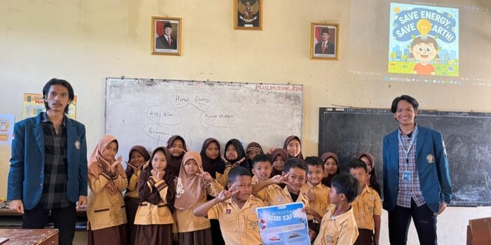 Mahasiswa KKN UNDIP Adakan Edukasi Mengenai Dunia Maritim dan Perkapalan di SD Negeri 02 Jogoprayan, Klaten