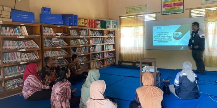 Berdayakan Kampung Sehat dan Berdikari, Mahasiswa KKN UNDIP Edukasi Konsep “Mottainai”: Budaya Memanfaatkan Sampah-sampah Menjadi Barang Berguna