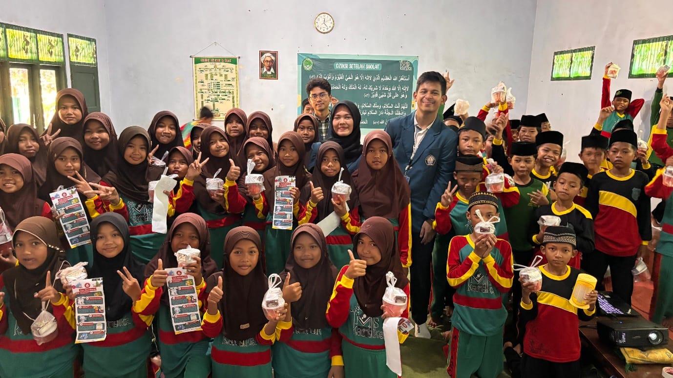 Bangun Generasi Sehat dan Cerdas, Mahasiswa KKN UNDIP Edukasi Gizi Seimbang di Sekolah MIS Desa Karanganyar Bangun Generasi Sehat dan Cerdas, Mahasiswa KKN UNDIP Edukasi Gizi Seimbang di Sekolah MIS Desa Karanganyar
