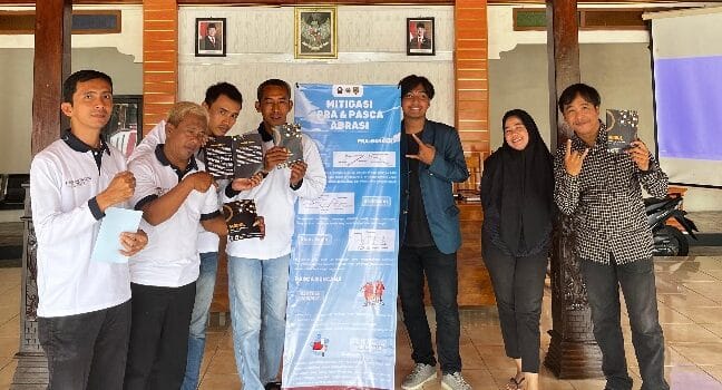 Mahasiswa KKN Undip Gelar Penyuluhan Mitigasi Bencana Abrasi Sungai di Desa Dalangan