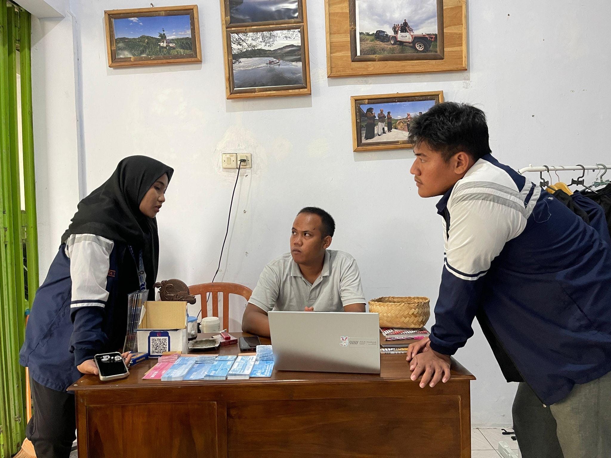 Mahasiswa KKN UNDIP Desa Jangglengan Mengembangkan Website Desa Wisata Jangglengan sebagai Sarana Informasi Digital Berbasis StoryMap ArcGIS
