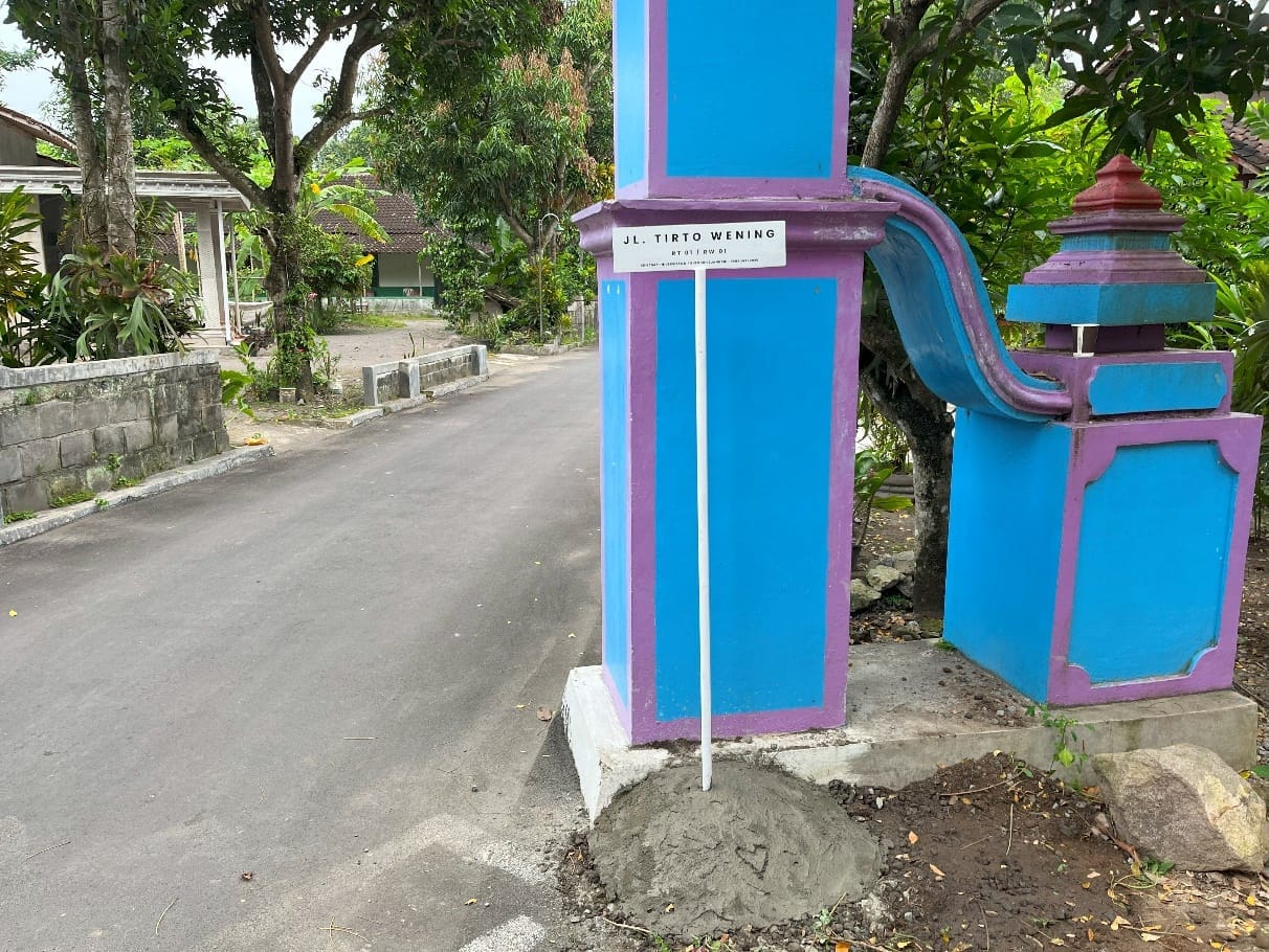 Mahasiswa KKN UNDIP Wujudkan Digitalisasi dan Penataan Nama Jalan di Desa Joton