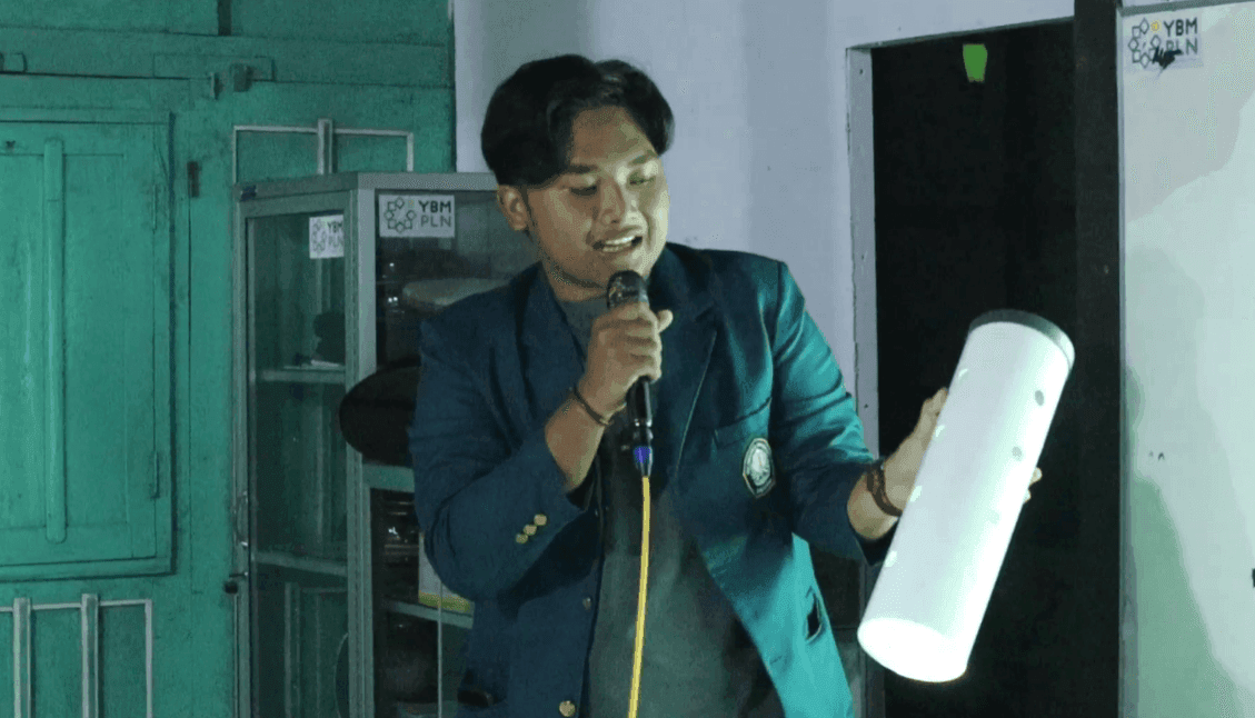 Mahasiswa KKN UNDIP Lakukan Edukasi dan Implementasi Biopori Untuk Kelestarian RW 7 Desa Gentan Mahasiswa KKN UNDIP Lakukan Edukasi dan Implementasi Biopori Untuk Kelestarian RW 7 Desa Gentan