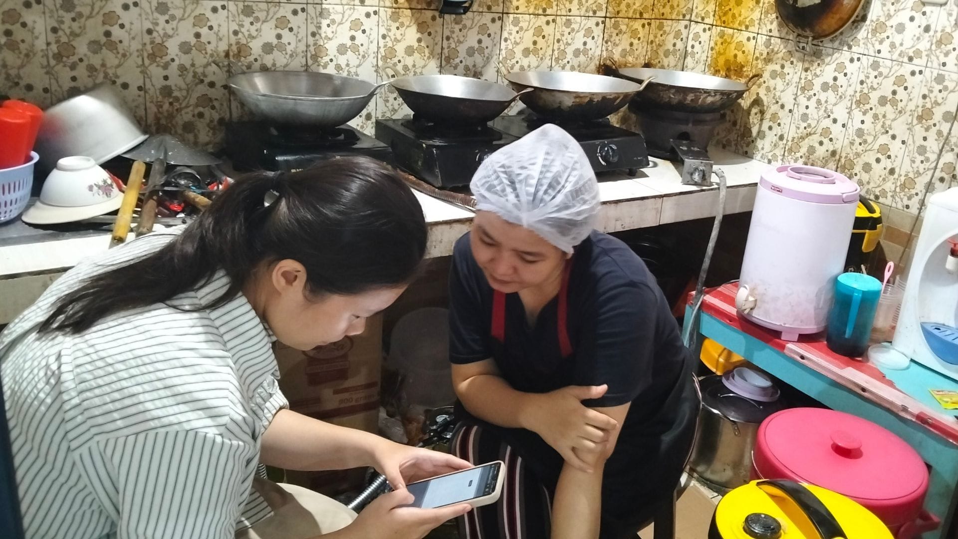 Dukung Sertifikasi Halal (Self-Declare), Mahasiswa KKN Tematik UNDIP Lakukan Pendataan dan Pengisian Daftar Bahan Makanan Tenant Kantin FISIP Melalui SiHalal Dukung Sertifikasi Halal (Self-Declare), Mahasiswa KKN Tematik UNDIP Lakukan Pendataan dan Pengisian Daftar Bahan Makanan Tenant Kantin FISIP Melalui SiHalal