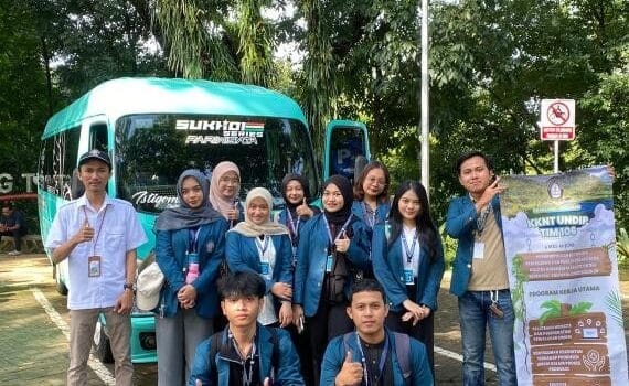 Kolaborasi Mahasiswa KKN-T UNDIP Tim 106 dan UMKM Desa Branjang, Kembangkan Website dan Optimalisasi Platform E-commerce Sigur.id