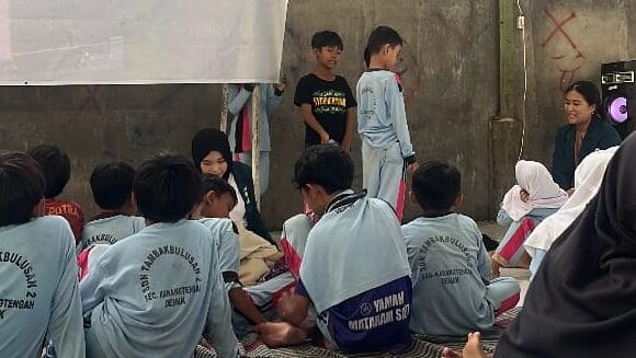 Kenalkan Bahaya Pukat Harimau Sejak Dini, Mahasiswa KKN UNDIP Gelar Edukasi Interaktif di SD Tambakbulusan Kenalkan Bahaya Pukat Harimau Sejak Dini, Mahasiswa KKN UNDIP Gelar Edukasi Interaktif di SD Tambakbulusan