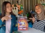 Mahasiswa KKN-T Tim 18 Undip Sosialisasikan Digitalisasi Bisnis Langsung ke Pelaku UMKM di Bonang, Demak