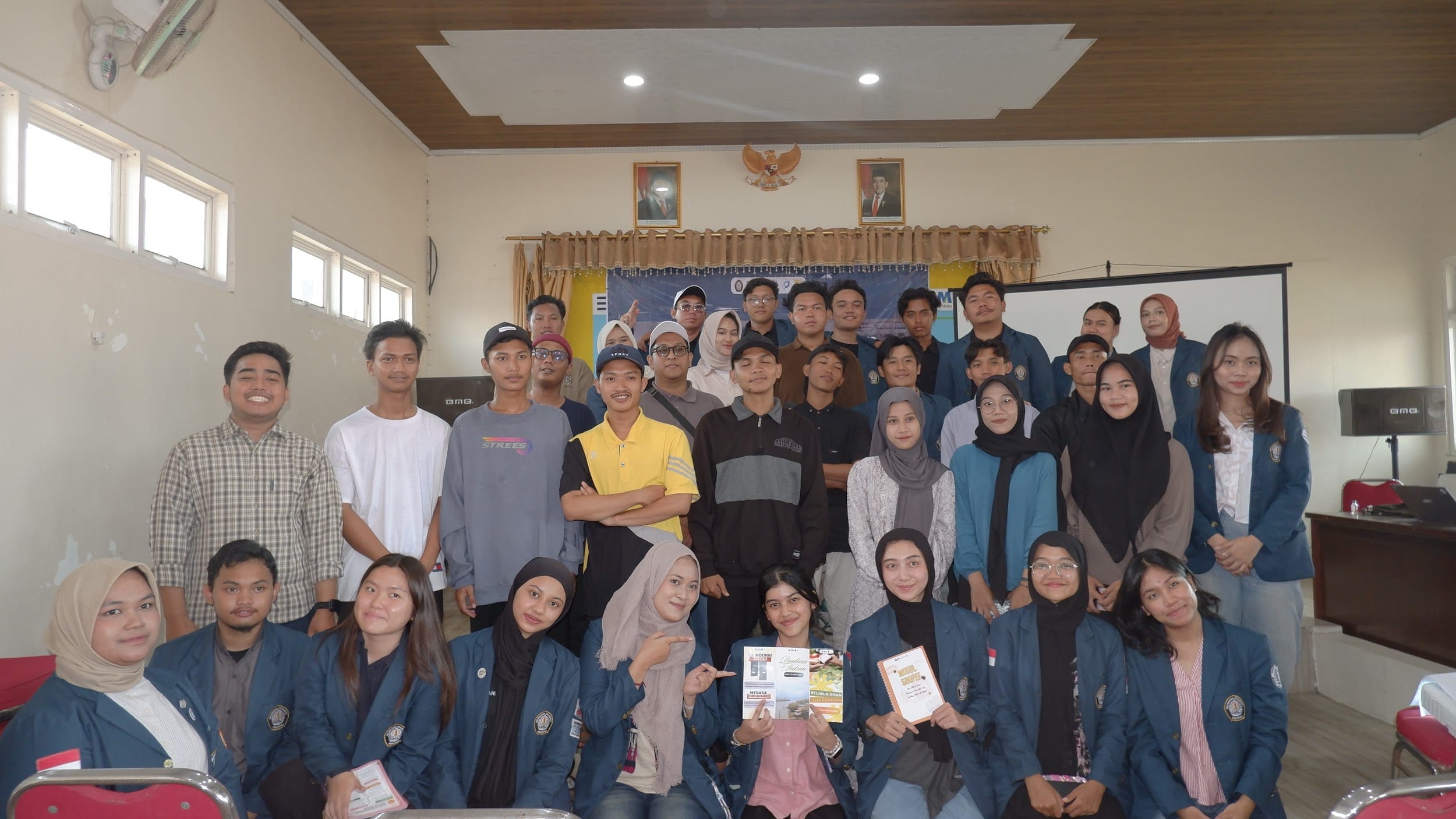 Mahasiswa KKN Tematik UNDIP Bantu Wujudkan Ekonomi Pesisir berbasis SDGs Melalui Bahari Demak Mahasiswa KKN Tematik UNDIP Bantu Wujudkan Ekonomi Pesisir berbasis SDGs Melalui Bahari Demak