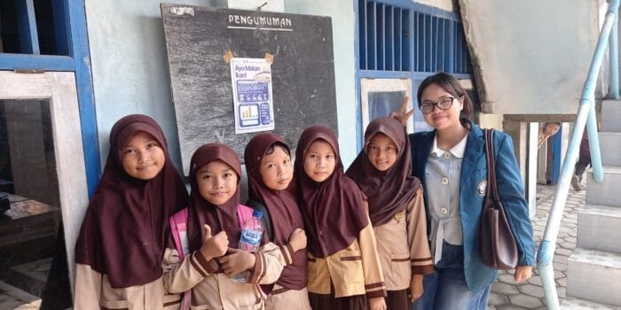 Sehat dan Cerdas Sejak Dini, Mahasiswa KKN UNDIP Adakan Kampanye Gemar Makan Ikan untuk Anak-Anak