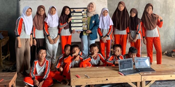 Mahasiswa KKN-T Undip Dorong Edukasi Nilai-Nilai Pancasila dengan Media Interaktif