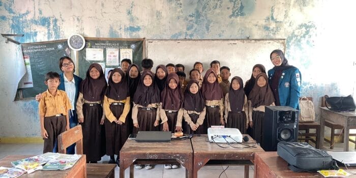 Bentuk Pemimpin Masa Depan, Mahasiswa KKN Tematik UNDIP Tim 18 Edukasi Jiwa Kepemimpinan Sejak Dini di SDN Margolinduk, Demak