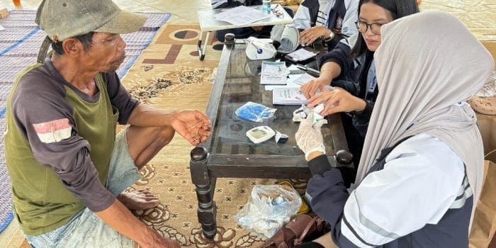 Waspada Hipertensi Mengintai, Mahasiswa KKN UNDIP Gelar Cek Kesehatan Gratis untuk Petani Dusun Cepoko 