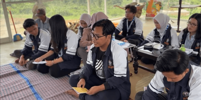 Mahasiswa KKN UNDIP Lakukan Edukasi Petani tentang Postur Tubuh Ergonomis dan Perkenalkan Prototype Alat Bantu Tanam untuk Cegah Risiko Musculoskeletal Disorders (MSDs)