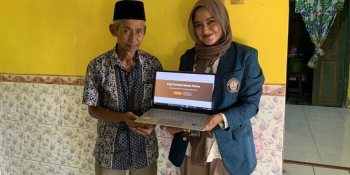 Bantu Digitalisasi UMKM Desa, Mahasiswa KKN UNDIP Kembangkan Landing Page untuk Promosi Kopi Gempol Mbah Parno