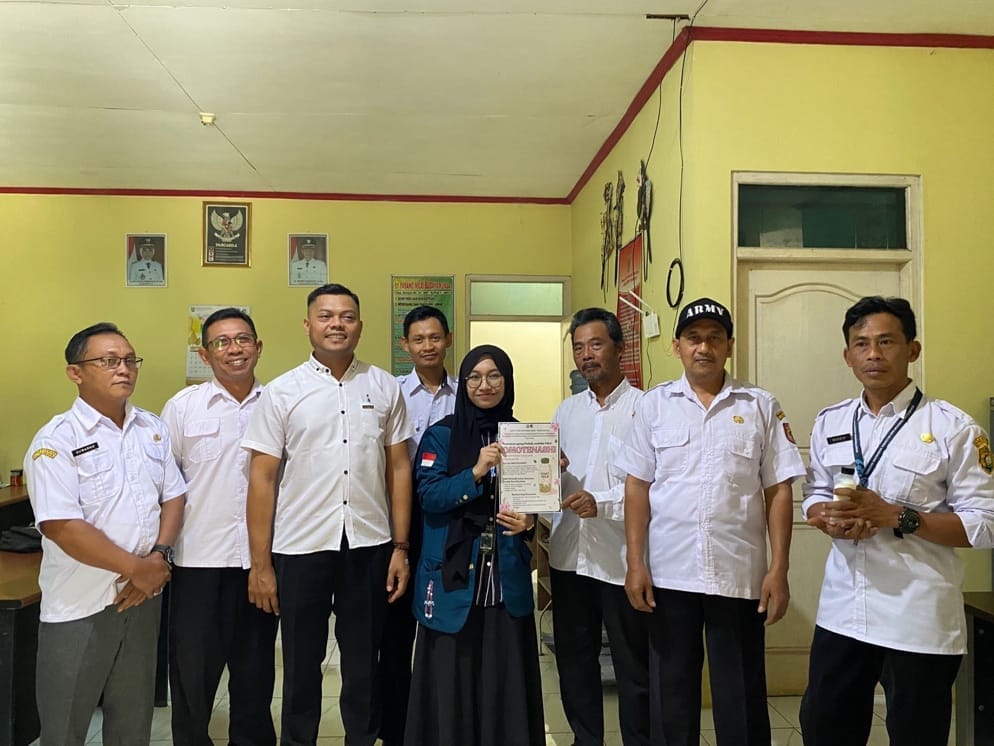 Mahasiswa KKN Undip Gelar Edukasi Kemasan Produk Berbasis Nilai Omotenashi di Desa Getas Kendal Mahasiswa KKN Undip Gelar Edukasi Kemasan Produk Berbasis Nilai Omotenashi di Desa Getas Kendal