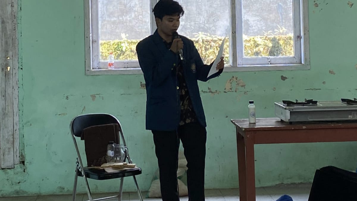 Hadirkan Pemasaran Inovatif Produk Desa, Mahasiswa KKN Universitas Diponegoro Ajarkan Video Promosi dengan Subtitle Inggris