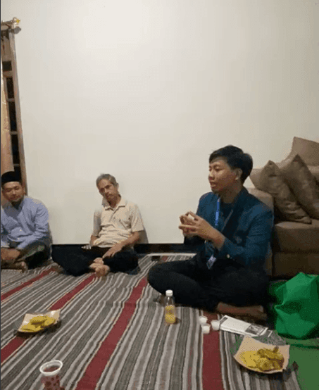 Tantangan Penyakit Ringworm pada Ruminansia, Mahasiswa KKNT UNDIP Hadirkan Solusi Penanganan Sederhana Secara Alami dengan Balm Minyak Kelapa dan Bawang Putih Tantangan Penyakit Ringworm pada Ruminansia, Mahasiswa KKNT UNDIP Hadirkan Solusi Penanganan Sederhana Secara Alami dengan Balm Minyak Kelapa dan Bawang Putih